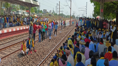 Photo of Kurmi Protest: पश्चिम बंगाल में कुर्मी समुदाय के प्रदर्शन के कारण एसईआर ने रद्द कीं 46 ट्रेनें