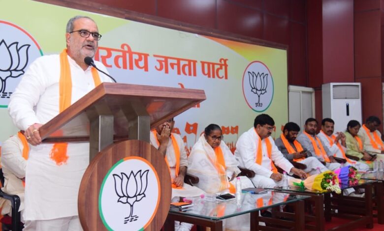 The meeting of Bharatiya Janata Party Scheduled Caste Morcha was held at the state headquarters of the party on Saturday