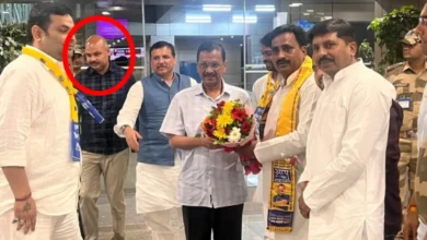 Photo of Assault Case: Swati Malliwal से मारपीट के आरोपी Vibhav Kumar अरविंद केजरीवाल के साथ दिखे, BJP ने किया रिएक्ट