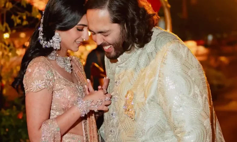 Radhika Merchant Pre-Wedding: Anant Ambani-Radhika Merchant will celebrate their pre-wedding celebration in cruise, Alia-Ranbir also left to attend