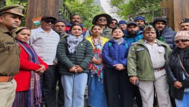 Photo of Uttarakhand: 48 पर्यटकों का पहुंचा दल, पर्यटकों के लिए खुली विश्व प्रसिद्ध फूलों की घाटी