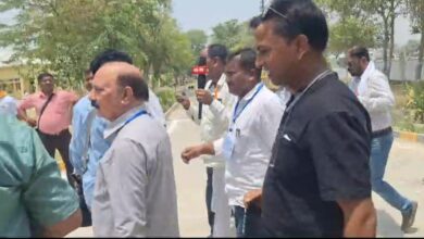 Amethi News: Congress Party candidate Kishori Lal Sharma reached the counting venue.