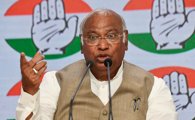 Mallikarjun Kharge's Claim: "NDA government formed by mistake, will not last"- Mallikarjun Kharge