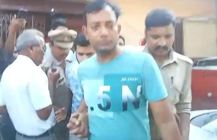 Darbhanga: Branch Manager of Bharwada PNB Bank arrested by Faizabad Police for love affair.