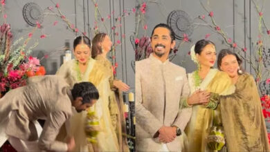 Sonakshi's Wedding: Siddharth touched Rekha's feet at Sonakshi Sinha's wedding, reaction on the internet - "How very cute, that was so humble"