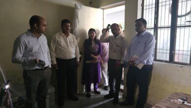 Balrampur News: DM Pawan Aggarwal did quarterly inspection of EVM warehouse, took stock of CCTV control room, security arrangements