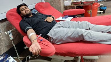 Bhadohi News: This young man donated blood for the 26th time at the age of 25, let's know what his story is