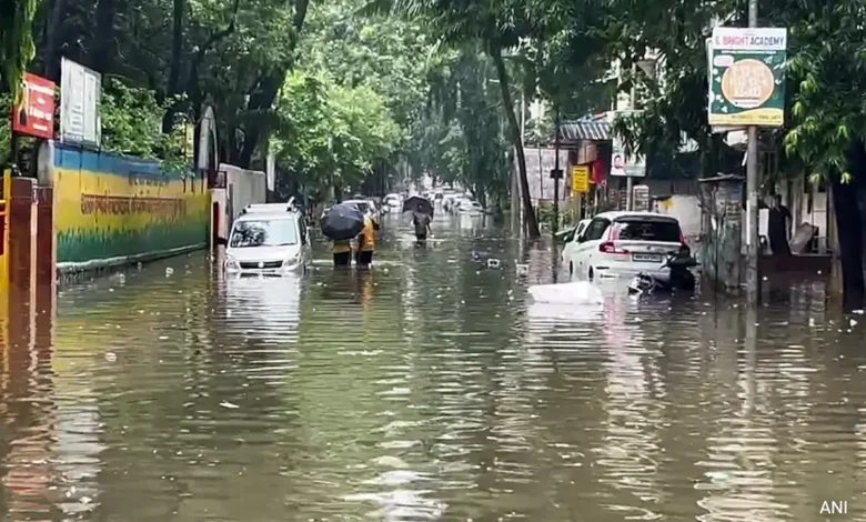 Mumbai Heavy Rains: Due to rain, waterlogging occurred at many places in the city, orange alert issued in many parts