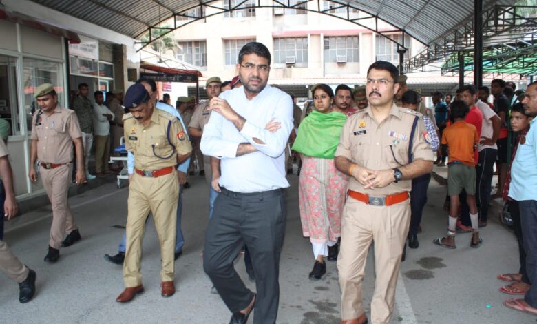 UP News: Police administration is keeping a close watch on the Kanwar Yatra