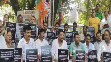 Siliguri: BJP MLA protests demanding resignation of CM