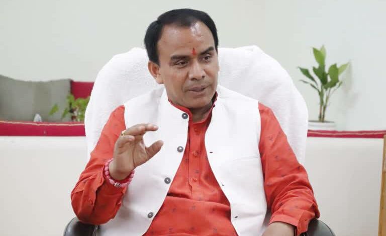 Uttarakhand News: Higher Education Minister Dr. Dhan Singh Rawat congratulated the students