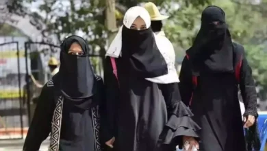 Photo of Mumbai college’s Hijab Ban: सुप्रीम कोर्ट ने मुंबई कॉलेज द्वारा लगाए गए हिजाब प्रतिबंध पर रोक लगाई, ‘क्या आप तिलक, बिंदी पर प्रतिबंध लगाएंगे?’