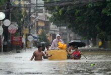 Photo of Heavy Rain in Andhra Pradesh: तेलंगाना और आंध्र प्रदेश में अप्रत्याशित बारिश के कारण 35 लोगों की मौत