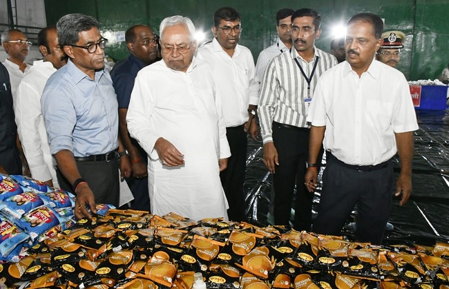 Bihar: 50 thousand flood affected families will get Rs 7 thousand, Chief Minister visited the affected areas of Darbhanga