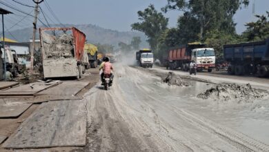 Photo of ओवरलोड राख  परिवहन से जन जीवन पर मंडराया संकट