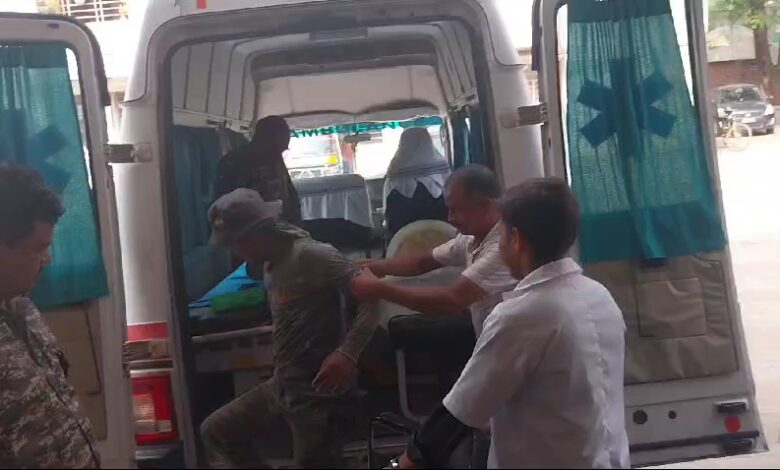 Jharkhand: Two soldiers injured in an encounter with Naxalites in Latehar, Jharkhand