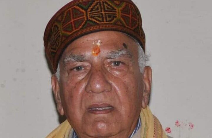 Himachal Pradesh: Shanta Kumar raised questions in Baddi SP case, accused of punishment for honesty