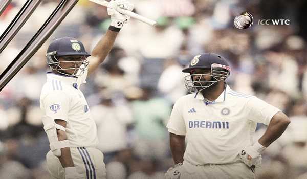 IND vs AUS: India scored 112 runs for three wickets till tea time