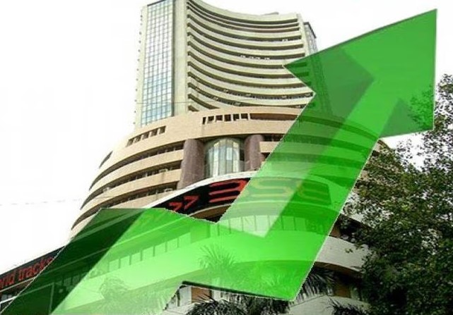 Stock market: Bullish trend in early trade in stock market, Sensex and Nifty rose