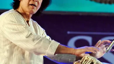 Photo of Tabla Legend Zakir Hussain Dies: पद्म विभूषण और 4 बार ग्रैमी पुरस्कार विजेता तबला वादक जाकिर हुसैन का 73 वर्ष की आयु में निधन