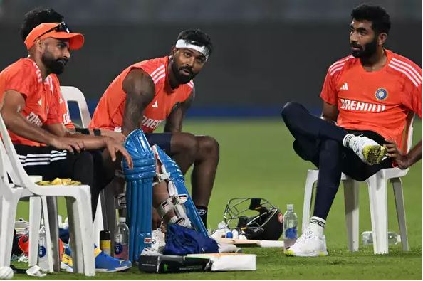 Champions Trophy: Jaspreet Bumrah, Mohammad Shami included in India's Champions Trophy team, Siraj out