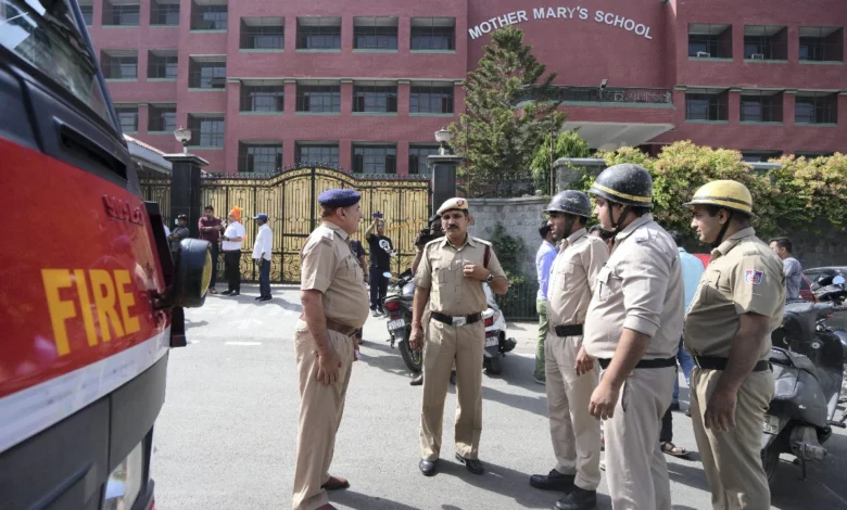 New Delhi: Delhi schools receive bomb threats via email