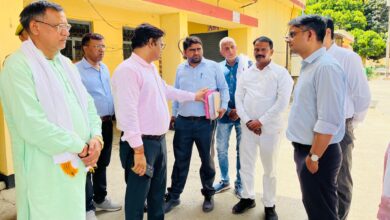 Varanasi News: Special emphasis on the security of EVM warehouse, instructions for 24×7 monitoring through CCTV - District Magistrate