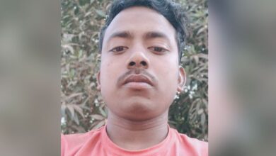 Farakka News: A young man fell into the Ganges while trying to board a moving train, his decomposed body was found two days later