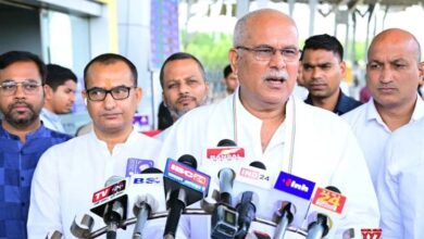 Raipur: Former Chief Minister Bhupesh Baghel left for Delhi, cornered the Central Government on ceasefire and Jheeram incident