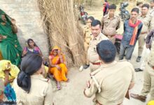 Kaushambhi News: The body of a girl was found hanging from a noose under suspicious circumstances