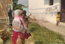 Jhusi News: Two transformers installed between the settlement and houses, the people of Jalalpur are forced to live under the shadow of death