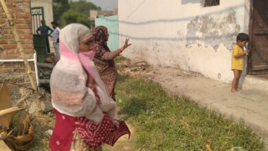 Jhusi News: Two transformers installed between the settlement and houses, the people of Jalalpur are forced to live under the shadow of death