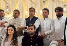 Pratapgarh: Samajwadi Party leaders attended the engagement ceremony and extended best wishes
