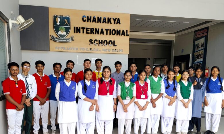 Meja News: Chanakya School Meja celebrates success, Arsalan Ansari becomes topper, Ananya Keshari second