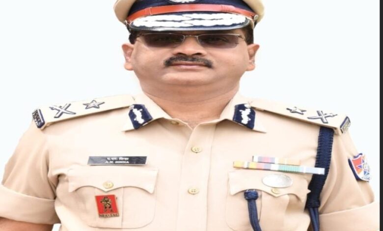 Prayagraj: High level meeting of RPF and GRP in view of safety of passengers in stations and trains