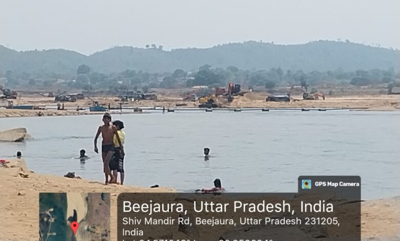 Sonbhadra: Records of illegal mining in Son river are being broken, officials remain mute spectators