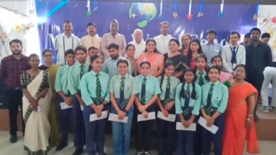 Naini News: School students were encouraged for getting excellent marks