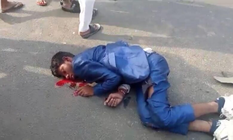 Prayagraj (Meja): Two bikes collided head-on on Panasa bridge, one teenager died, four injured