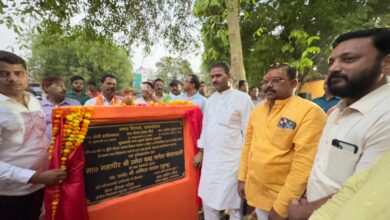 Prayagraj: Along with roads, the construction work of drains was also inaugurated, people expressed their gratitude to the mayor