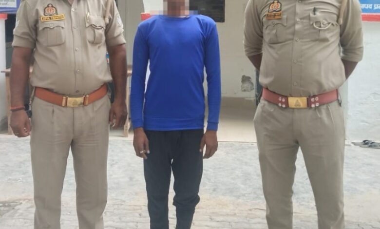 Pratapgarh: Gangster criminal arrested due to the vigilance of head constable Atul Tripathi - SP will honour him