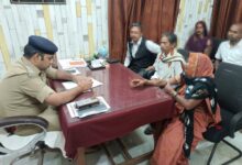 Pratapgarh News: In the public hearing, the Area Officer Kunda heard the problems of the people and gave instructions for immediate resolution