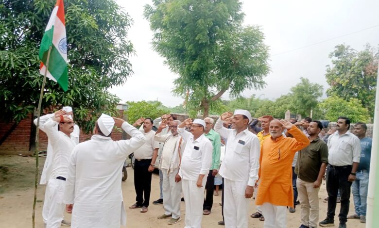Pratapgarh: The public is crying for help, the king is in deep sleep - Dr. Neeraj Tripathi