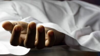 Kaushambhi news: After the death of the husband, the brother-in-law forcibly occupies the woman's land