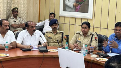 Kaushambhi news: Demand for action against Indrajit Yadav amid allegations of illegal shops and corruption