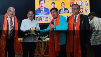Pratapgarh news: Lions Club Pratapgarh "Harsh" treasurer Ashok Singh honored in Mandal Cabinet