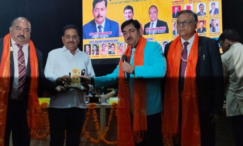 Pratapgarh news: Lions Club Pratapgarh "Harsh" treasurer Ashok Singh honored in Mandal Cabinet