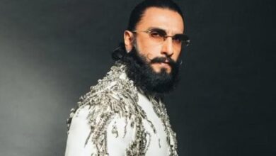 Ranveer Singh new electric car: Ranveer Singh buys electric Hummer worth 4.5 crores, becomes the first Bollywood celebrity