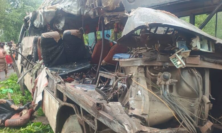 Jharkhand road accident: Bus and truck collide in Deoghar, Jharkhand, six pilgrims killed, 23 injured