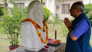 Rajarshi Tandon Tribute: Education in tune with the times is the true tribute to Rajarshi Tandon - Professor Satyakam