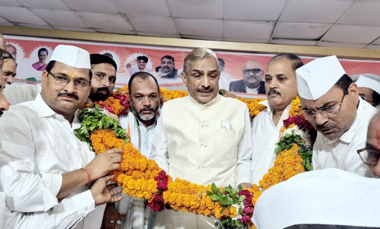 Pratapgarh: There has been a huge decline in the constitutional values of the country under the BJP government - Pramod Tiwari